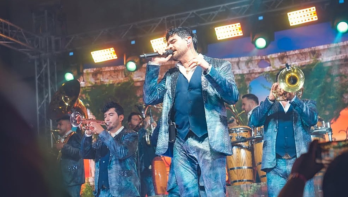 Banda El Recodo se suma al FIFA Fan Festival en el Zócalo de CdMX (IG: @elrecodooficial)