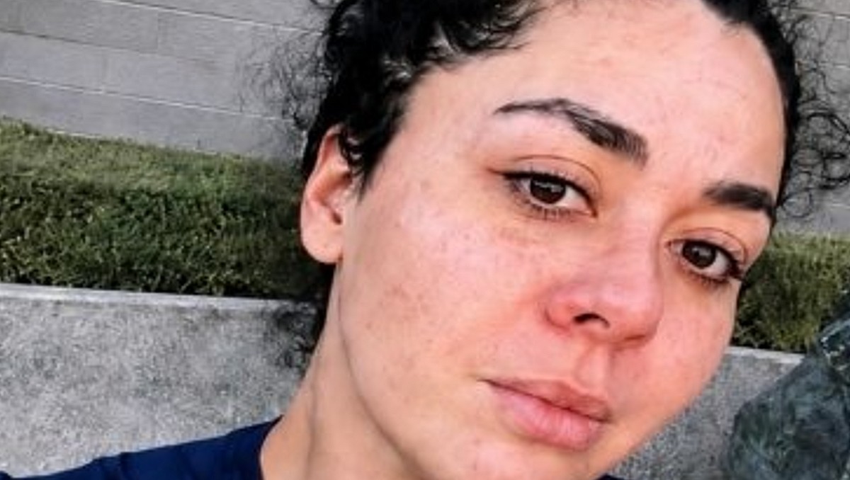 Kelly Ariadne, nieta de Paquita la del Barrio (X: @busquedagto)