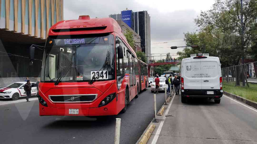 Familiares arribaron al lugar. (Foto: Jorge Becerril)