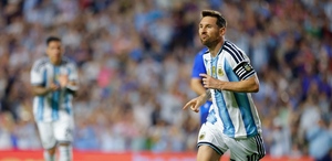 Argentina derrotó a Islandia en su último amistoso de preparación de cara al Mundial 2026 con gol de Messi incluido.