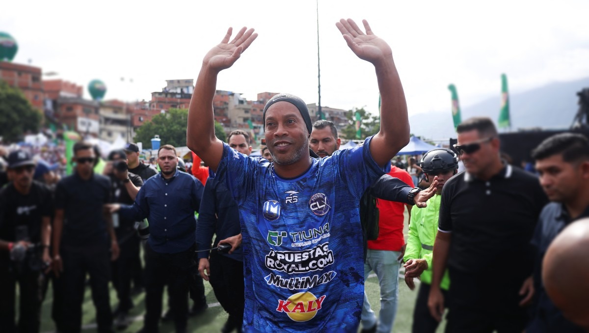 Ronaldinho lanza su primer disco musical titulado 'Camisa 10' (Reuters)