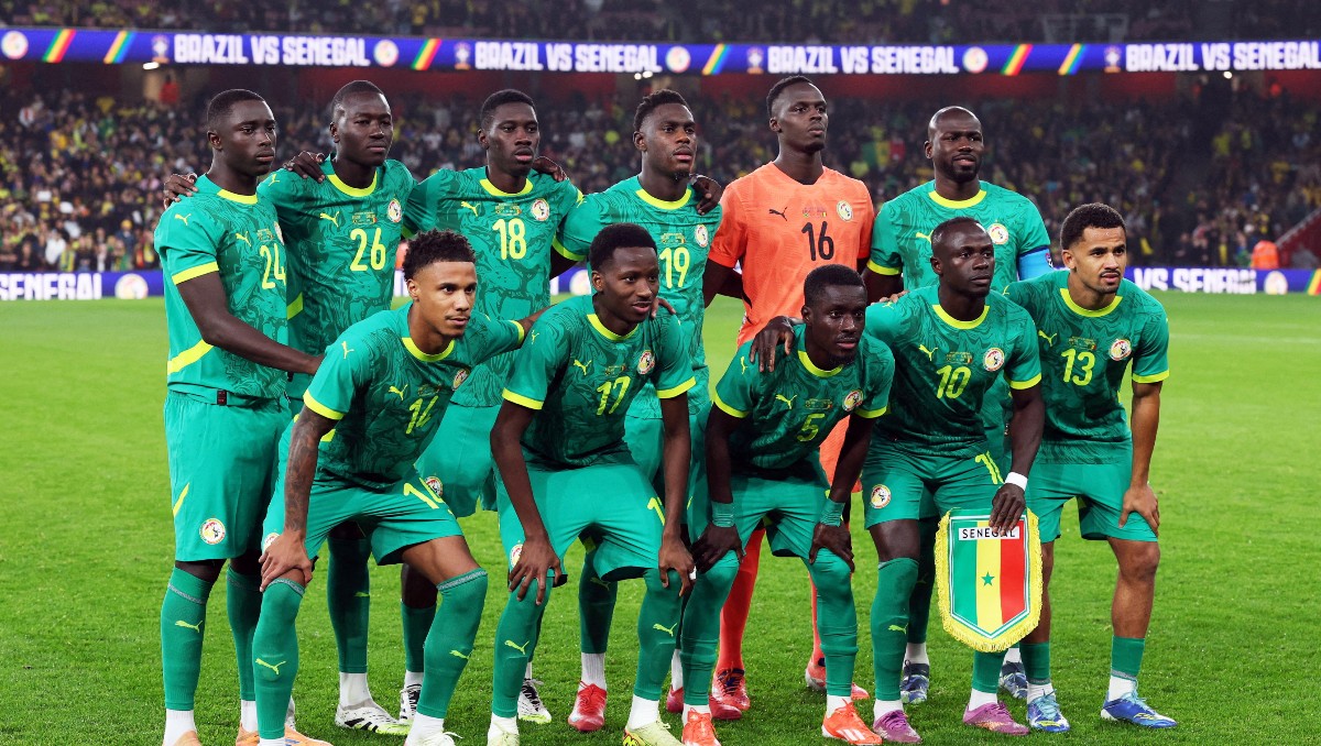 Estados Unidos recibe con cacheos y perros rastreadores a la Selección de Senegal (Reuters)
