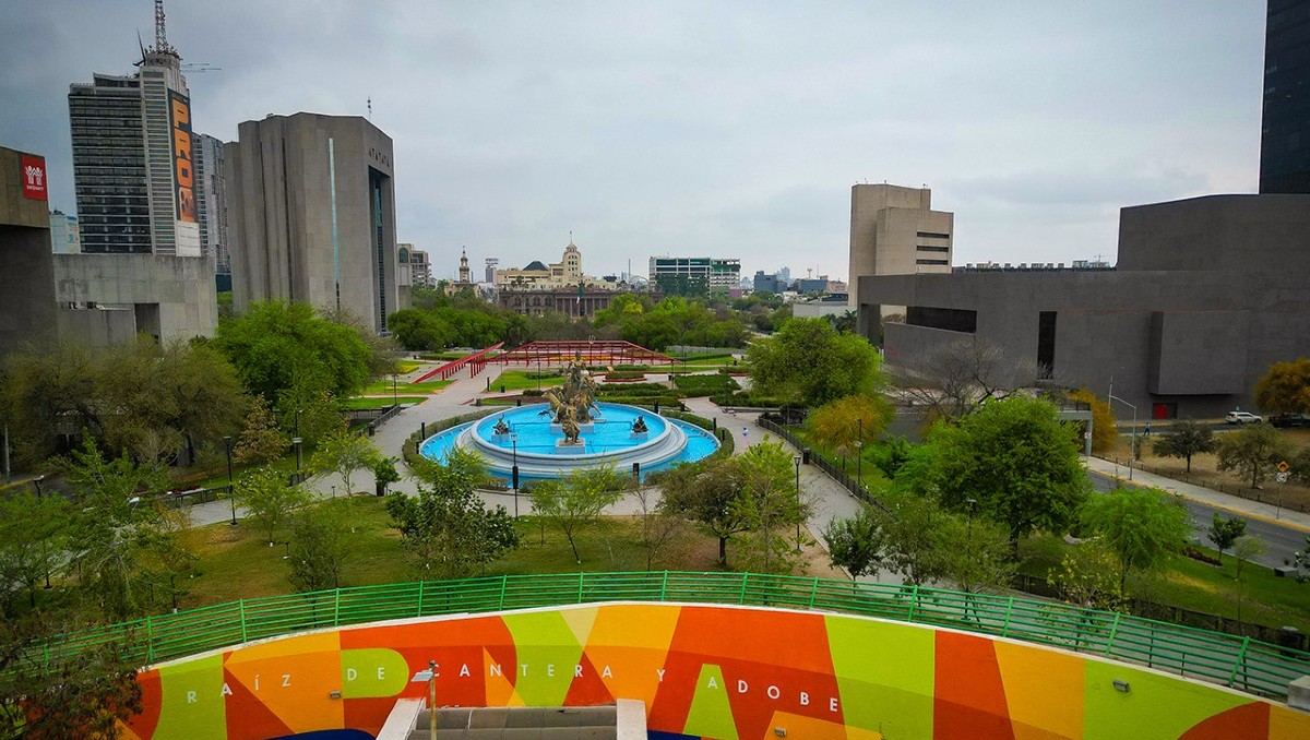 Vista de la Macroplaza en el Centro de Monterrey | Especial