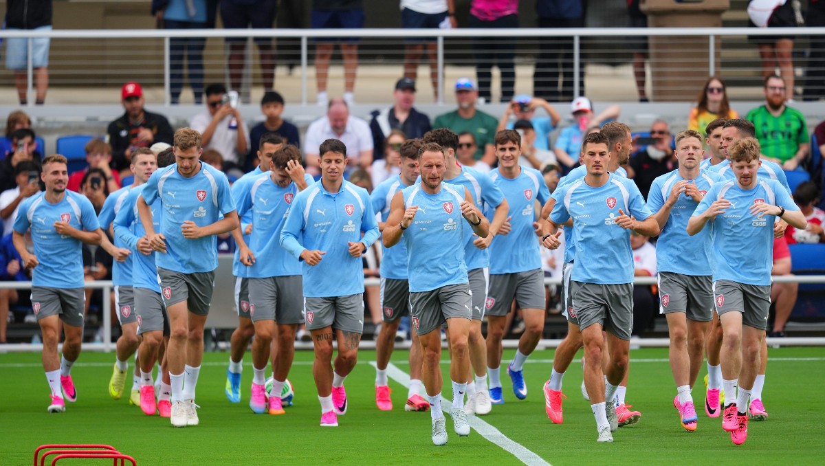 Chequia: transformaciones y sed de futbol en su regreso al Mundial (AP)