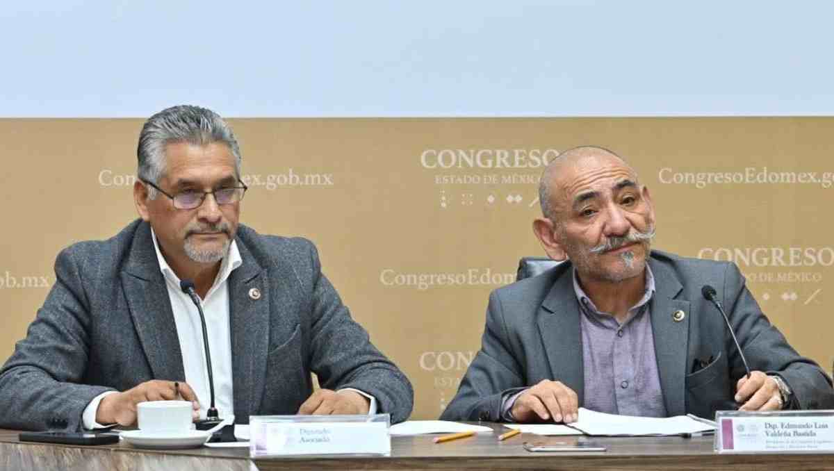 Diputado plantea priorizar becas y programas educativos para estudiantes de comunidades rurales del Edomex. Foto: Especial