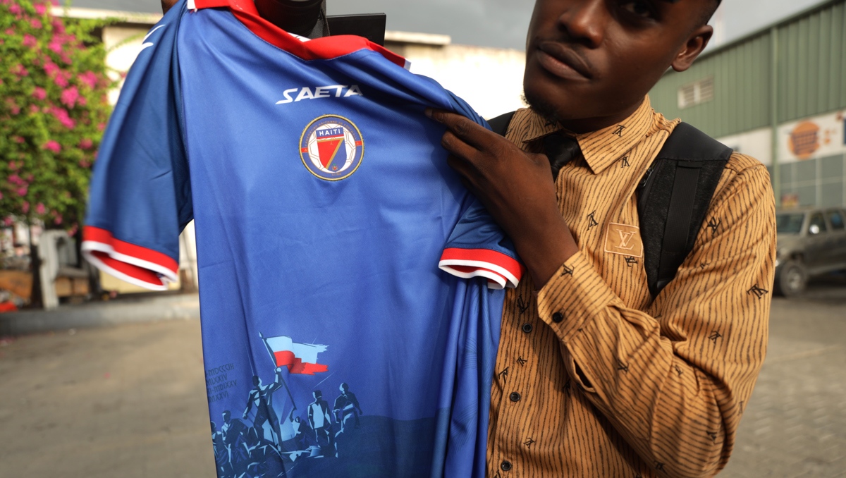 Haití cambia el diseño de su playera para el Mundial a petición de FIFA (EFE)