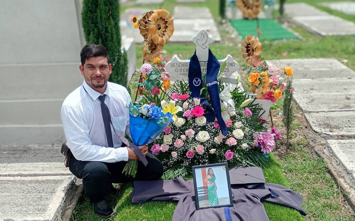 Joven cumple promesa de terminar estudios a compañera de baile. |Fb: Jorge Alberto Lozoya