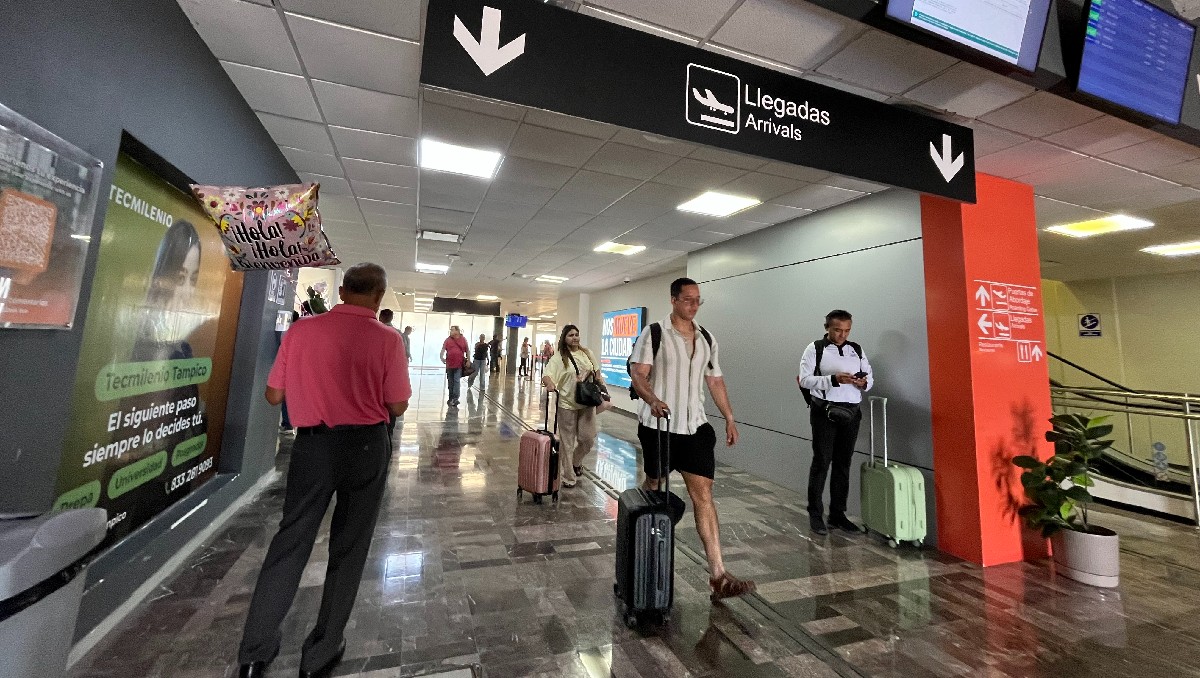 Refuerzan filtros sanitarios en el Aeropuerto de Tampico. (Yazmín Sánchez)
