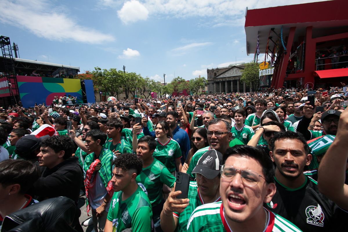 Ambiente en el FIFA Fan Fest en Guadalajara.  (Farid Santos)