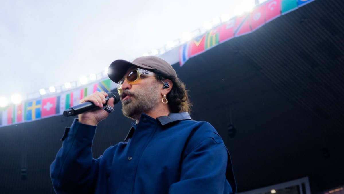 El cantante compartió un texto sobre lo que vivió en la cancha. | Facebook: Alejandro Fernández