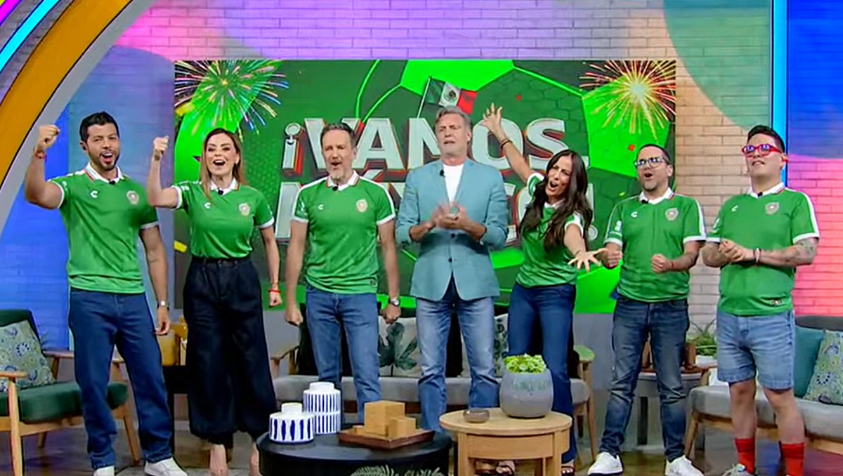 Conductores de 'Sale el Sol' celebran la inauguración del Mundial 2026 (Captura))