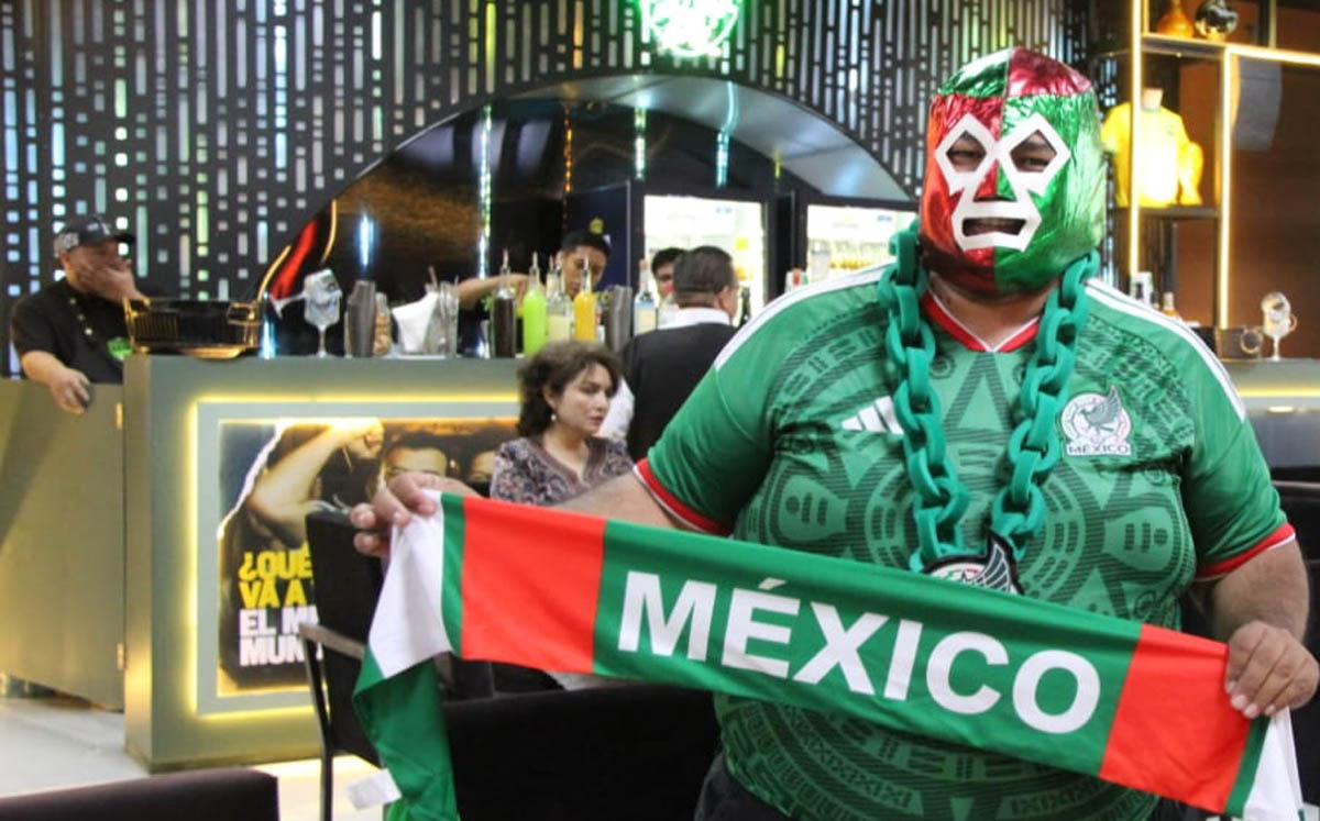 Exhortan a cumplir con medidas del IMPI para transmitir Mundial. | Foto: Roberto Amaya