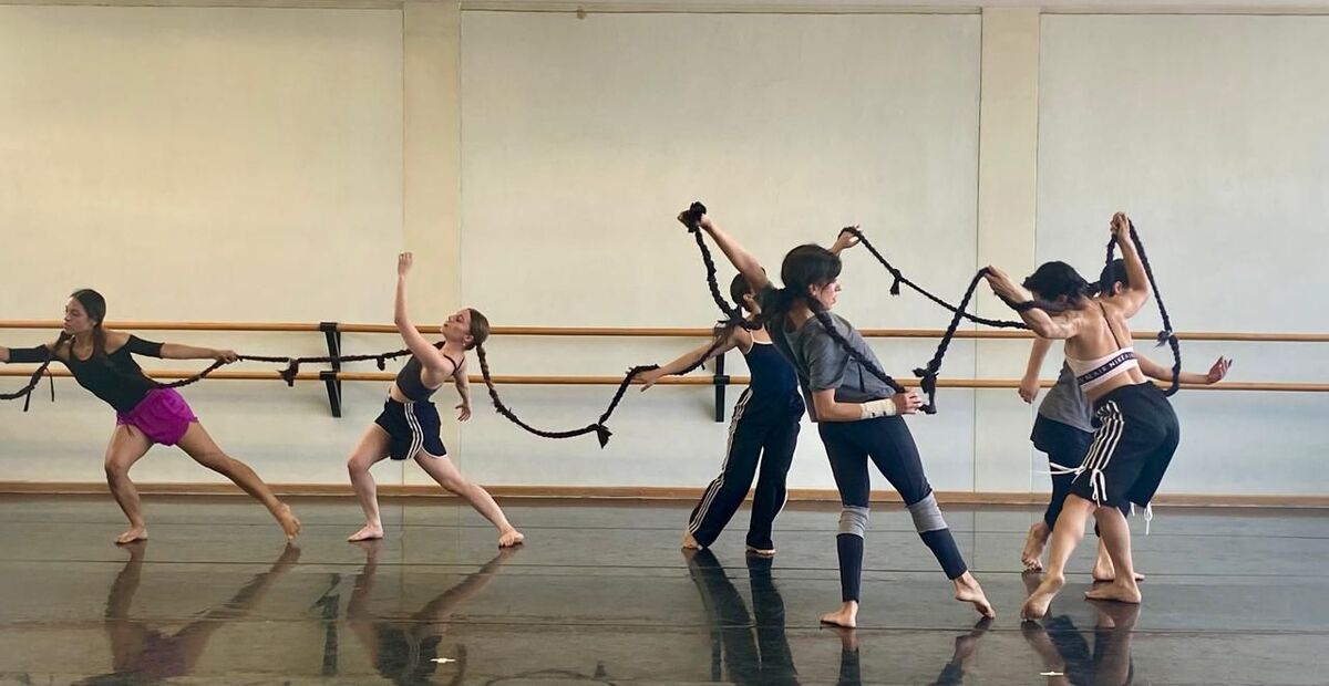 La pieza cuenta con la participación de bailarinas del Centro de Producción de Danza Contemporánea. (Foto: Especial)