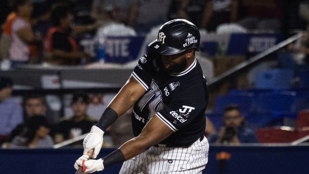 Piratas invaden el Walmart Park para enfrentar a Sultanes de Monterrey (X @SultanesOficial)