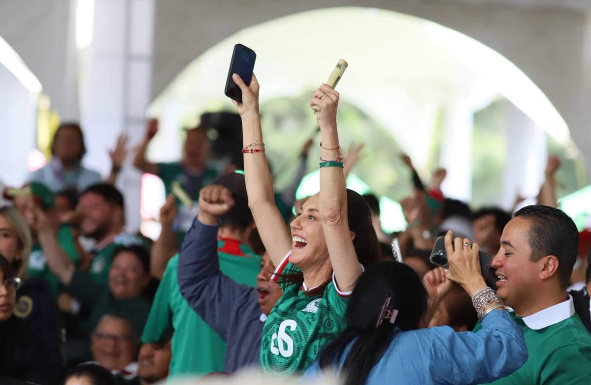 La presidenta Claudia Sheinbaum celebró la participación de México en el Mundial. | Foto: Octavio Hoyos