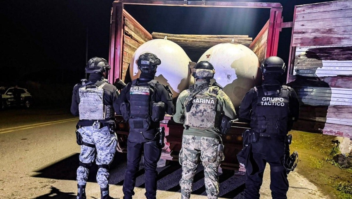 Recuperan 10 mil litros de huachigás en Puebla | Especial