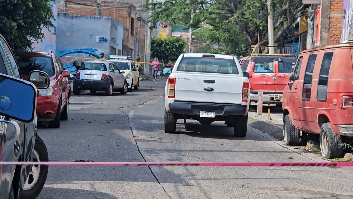Autoridades llegaron al lugar del asesinato en Guadalajara (Juan Carlos Munguía)