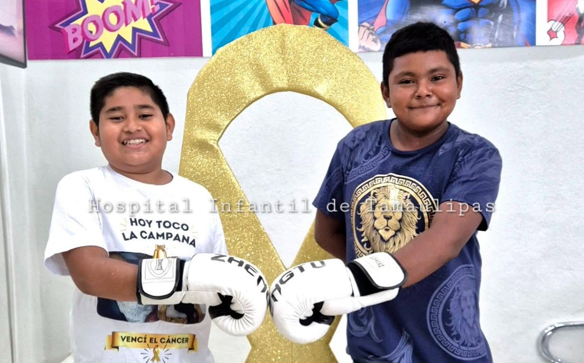 José y Jualián vencen el cáncer y celebran su alta médica con el Toque de Campana. | Facebook: Hospital Infantil de Tamaulipas