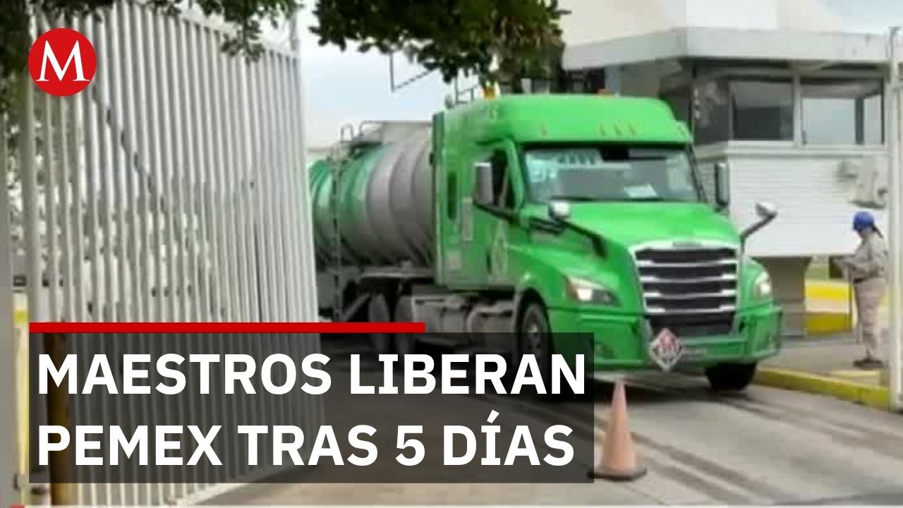 Maestros liberan terminal de Pemex tras 5 días pero advierten que huelga continúa sin respuesta