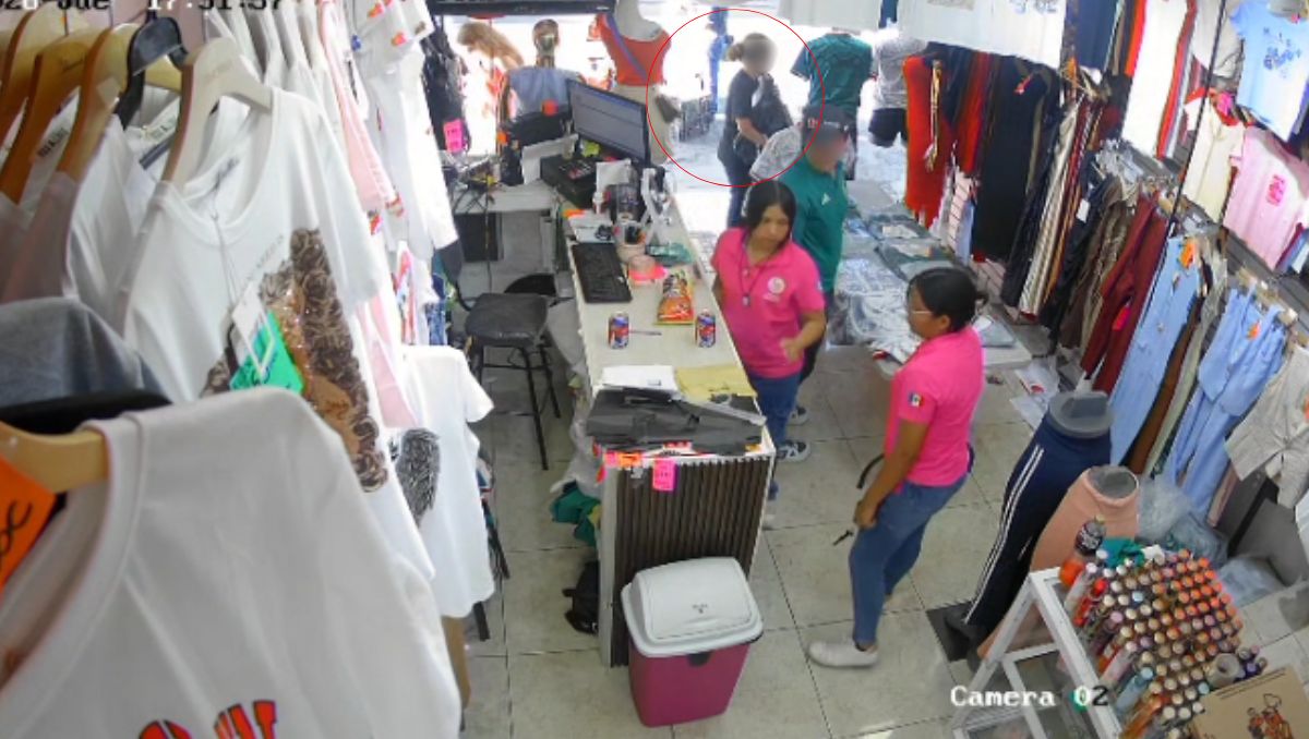 El robo se registró en un negocio ubicado en el Centro de Monterrey. | Especial