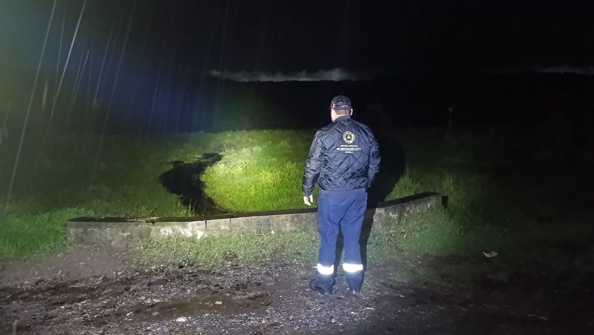 Derrame de hidrocarburo por fisura de ducto | Especial