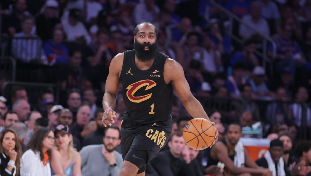 James Harden es arrestado en Texas por portar un arma de forma ilegal en su vehículo (Reuters)