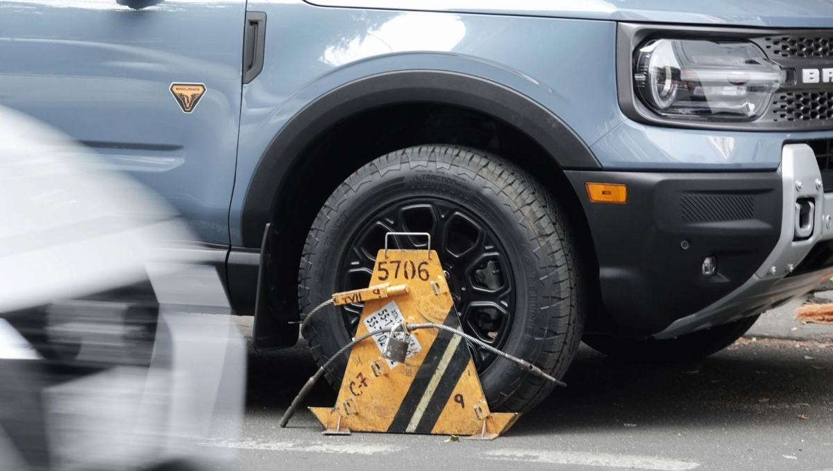 Teoloyucan inmovilizará vehículos estacionados en zonas prohibidas para mejorar la movilidad urbana. | Foto: Cuartoscuro
