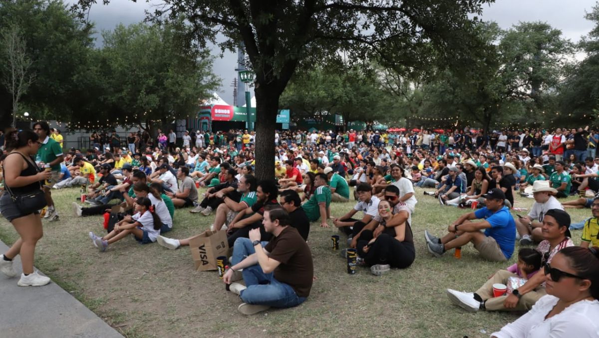 El Fan Fest ha juntado a miles de aficionados de la Copa del Mundo | Luis Guerra