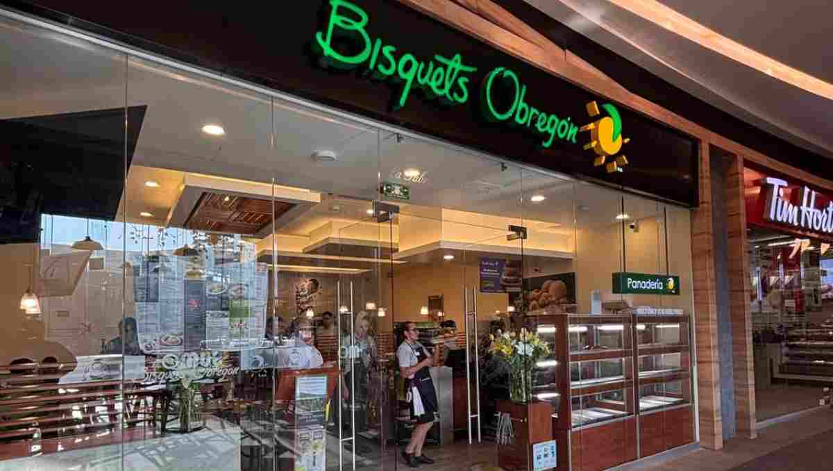 Bisquets Obregón ajuste de precios en su menú. | Foto: Especial