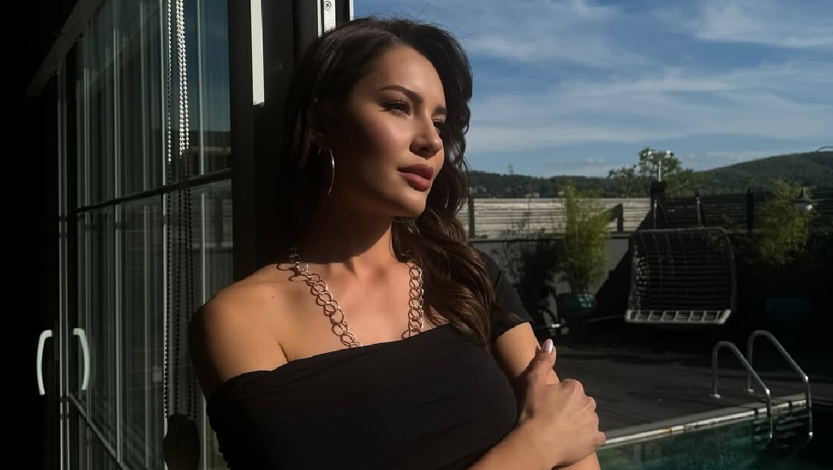Ece Irtem ganó popularidad al protagonizar novelas turcas | Foto: Redes