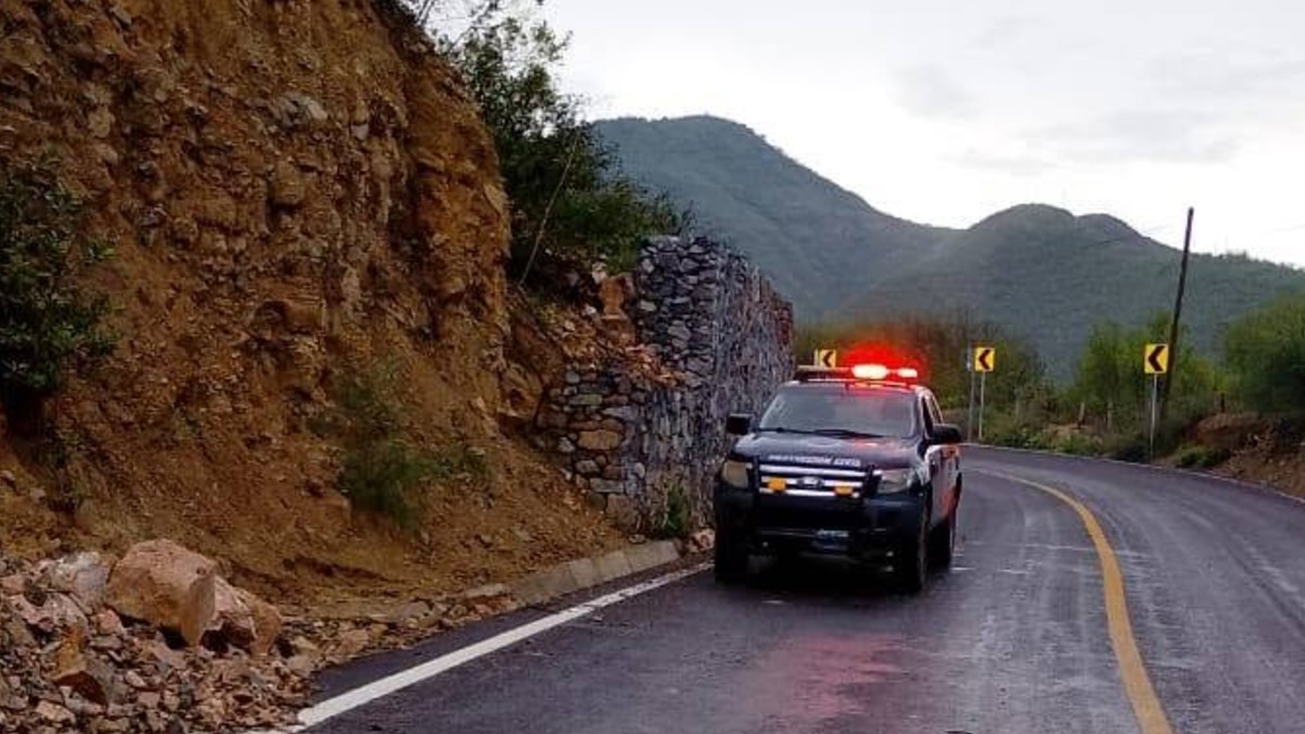 Las labores de monitoreo y limpieza continuarán en distintos puntos del municipio. | Cortesía Protección Civil de Xichú.