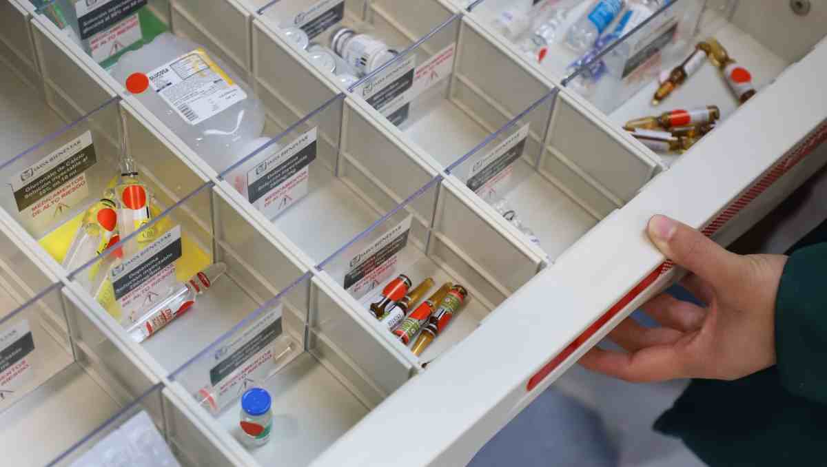 Cofepris busca agilizar autorización de medicamentos en México