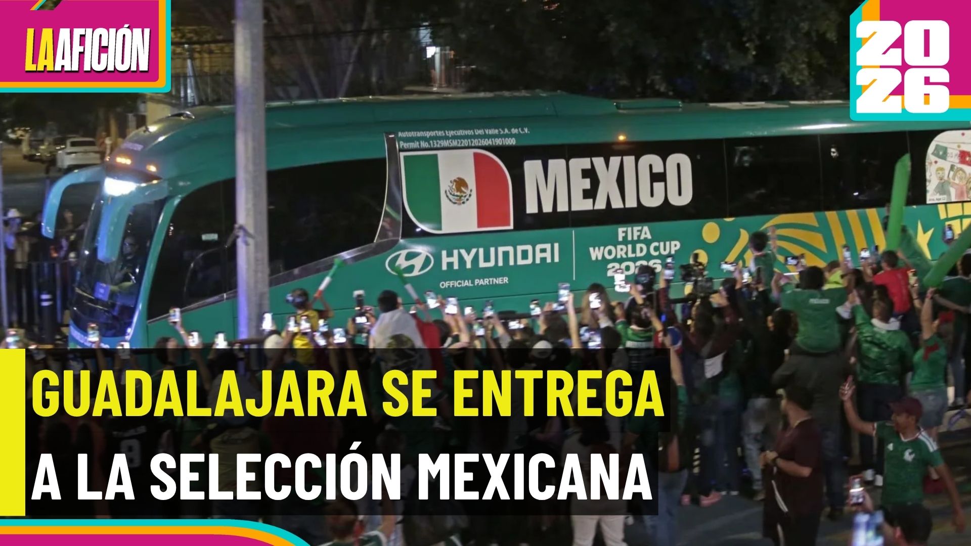 ¡El Tri desata la locura en su llegada a Guadalajara!