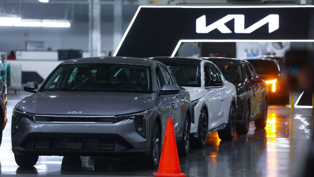 Kia Motors está exportando desde la planta en Pesquería hacia Europa y América Latina. Jorge López