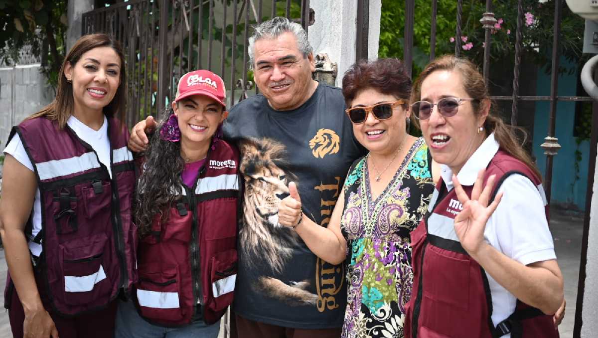 La senadora Olga Sosa durante su recorrido en Matamoros | Foto: Especial