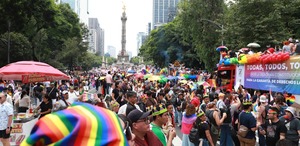 Los vehículos y automotores mantendrán recorrido en Reforma.
