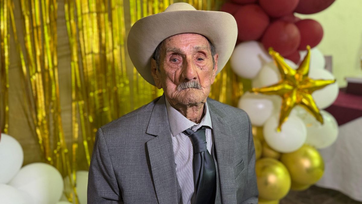 Don Manuel ha sido testigo de más de un siglo de cambios | Mayte Villasana