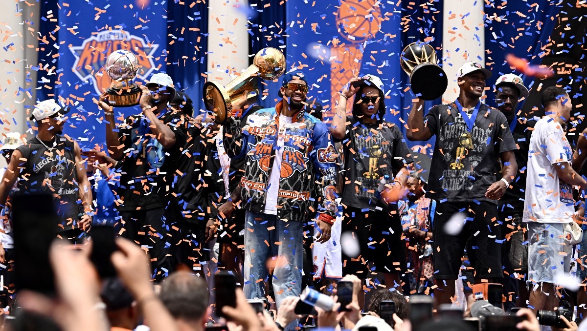 Los Knicks festejan su título de la NBA con desfile en calles de Nueva York (Reuters)