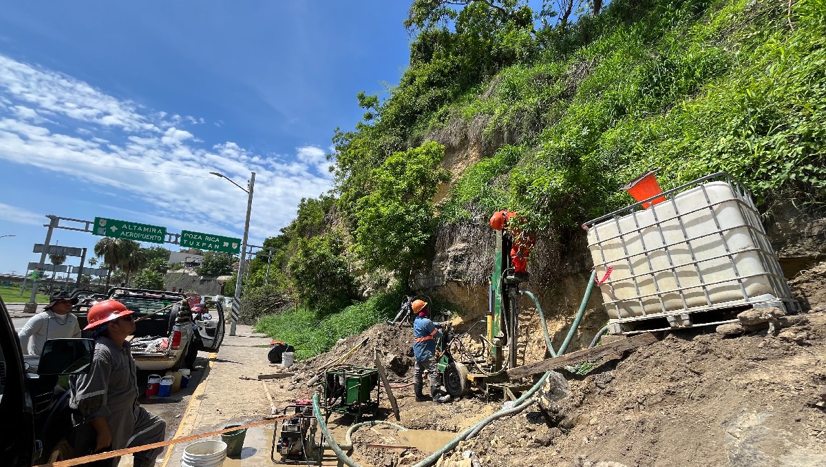 La licitación para revestir 200 metros del cerro Andonegui fue declarada desierta. (Yazmin Sánchez)
