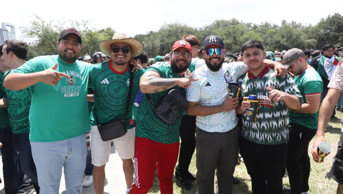 Todo listo en el área metropolitana de Monterrey para albergar las transmisiones oficiales para el juego de México. | Luis Guerra