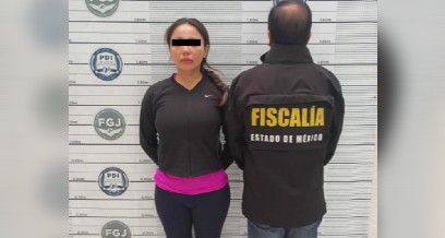 La pareja ofrecía boletos, palcos y mercancía oficial para partidos de México en el Mundial. | Fiscalía Edoméx