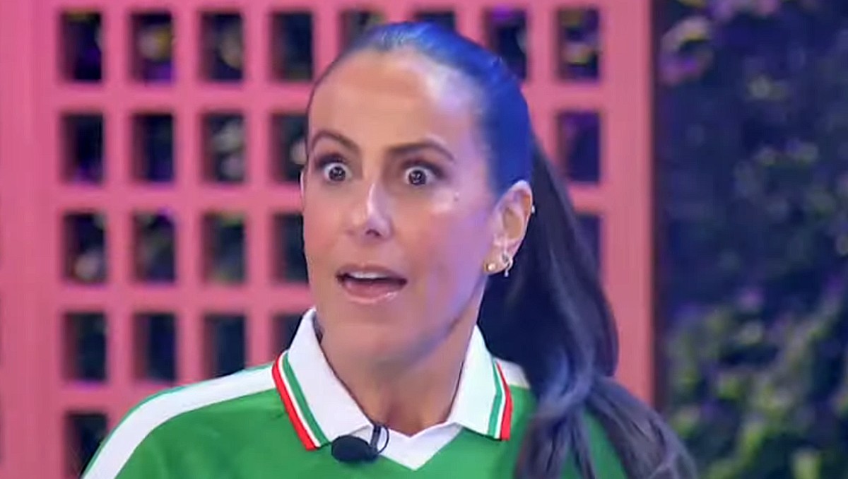 Paulina Mercado dice grosería en vivo y se viraliza (Captura: Sale el sol)