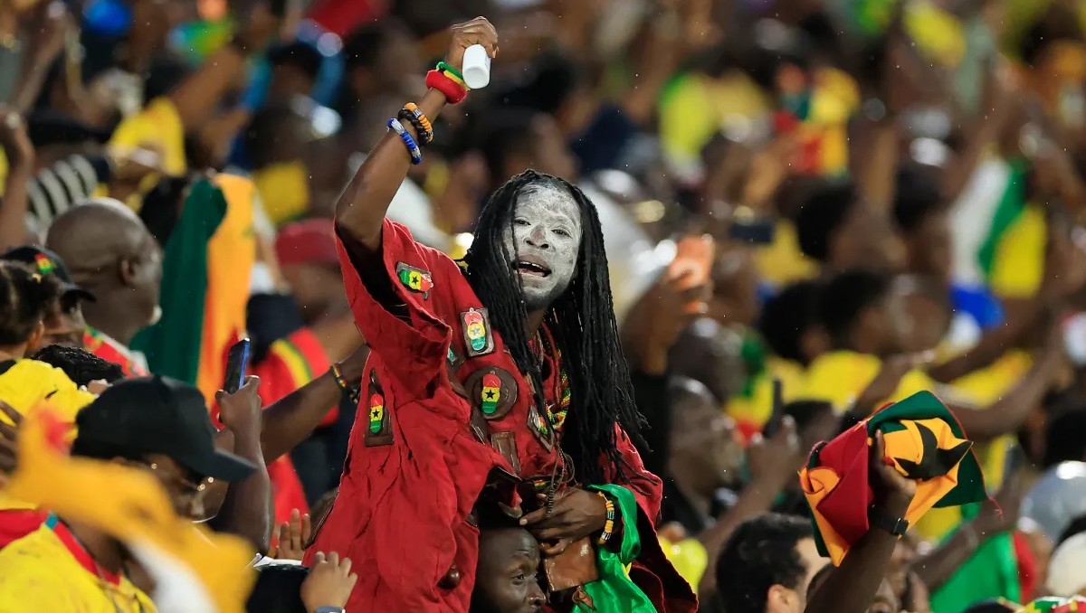 Aficionado de Ghana se volvió viral por su festejo durante partido | EFE