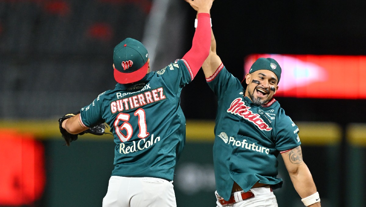 Diablos Rojos derrotan a Sultanes de Monterrey en el inicio de la serie (Enrique Gutiérrez)