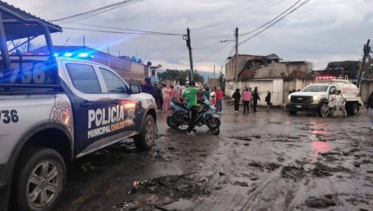Intensas precipitaciones causaron inundaciones en vialidades y daños a viviendas en varias colonias de Chalco. Foto: Especial
