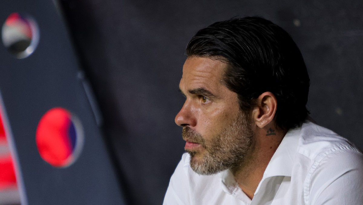 La tensa conferencia de prensa de Fernando Gago antes de ser hospitalizado (Imago7)