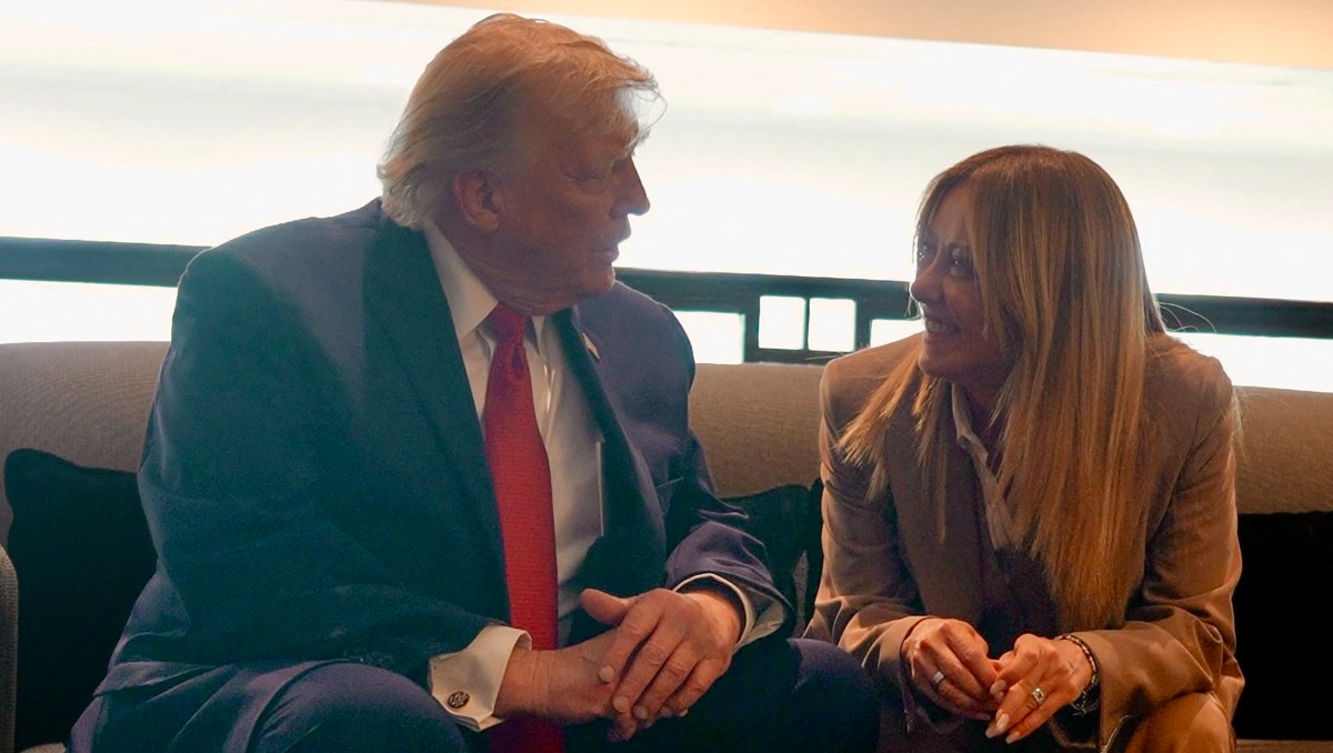 Trump aseguró que Meloni le "rogó" por una foto durante el G7. | Foto: AFP