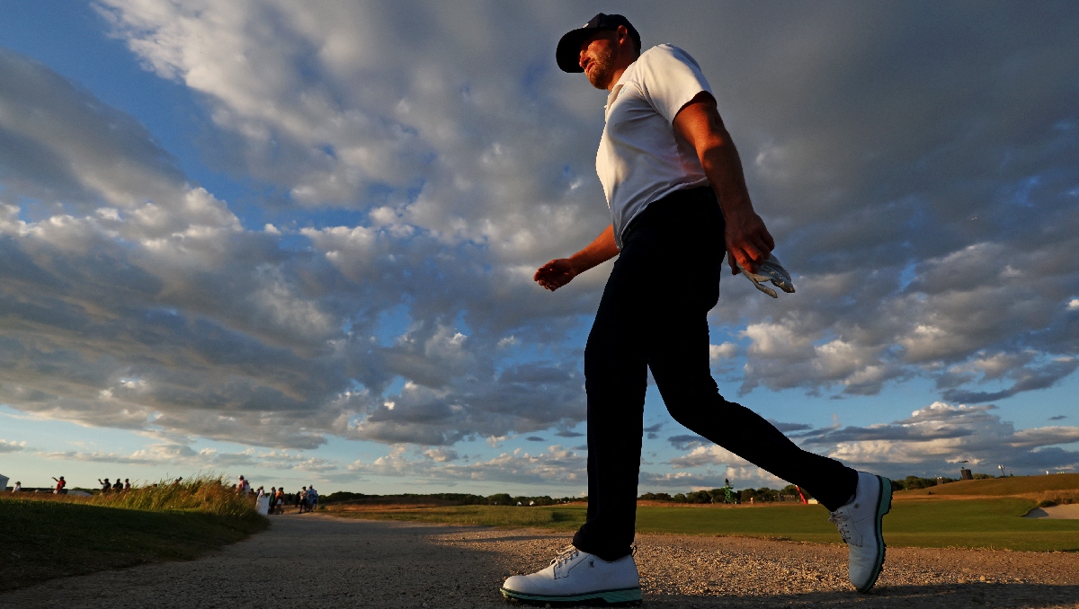 Wyndham Clark acaricia su segundo título del Abierto de Estados Unidos con seis golpes de ventaja (Reuters)