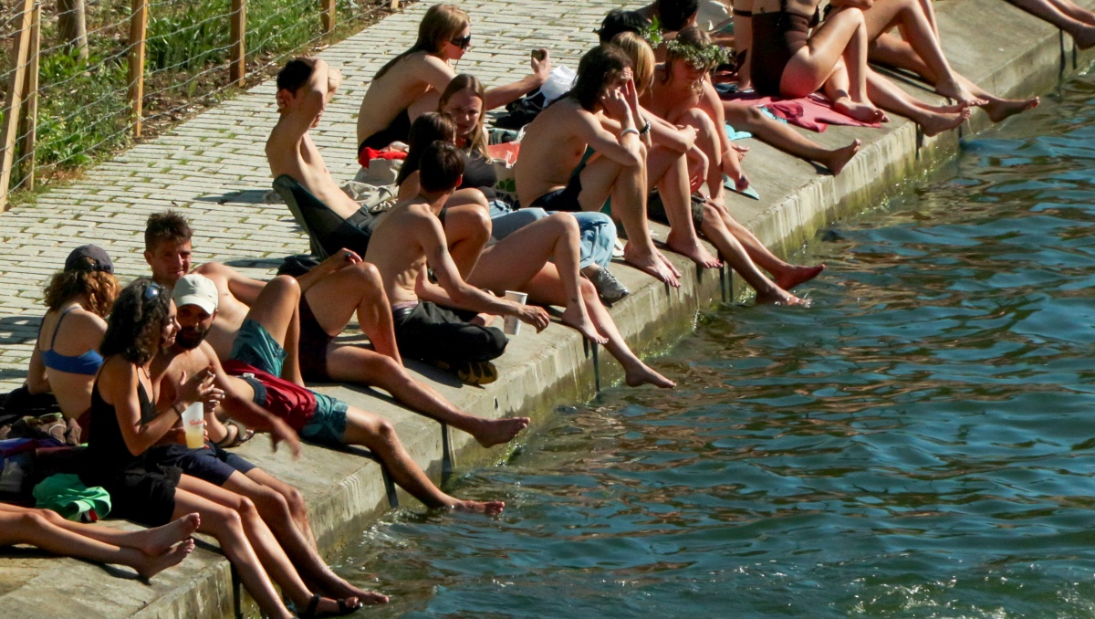 La actual ola de calor en Francia podría alcanzar una intensidad equivalente a la registrada en agosto de 2003. | EFE