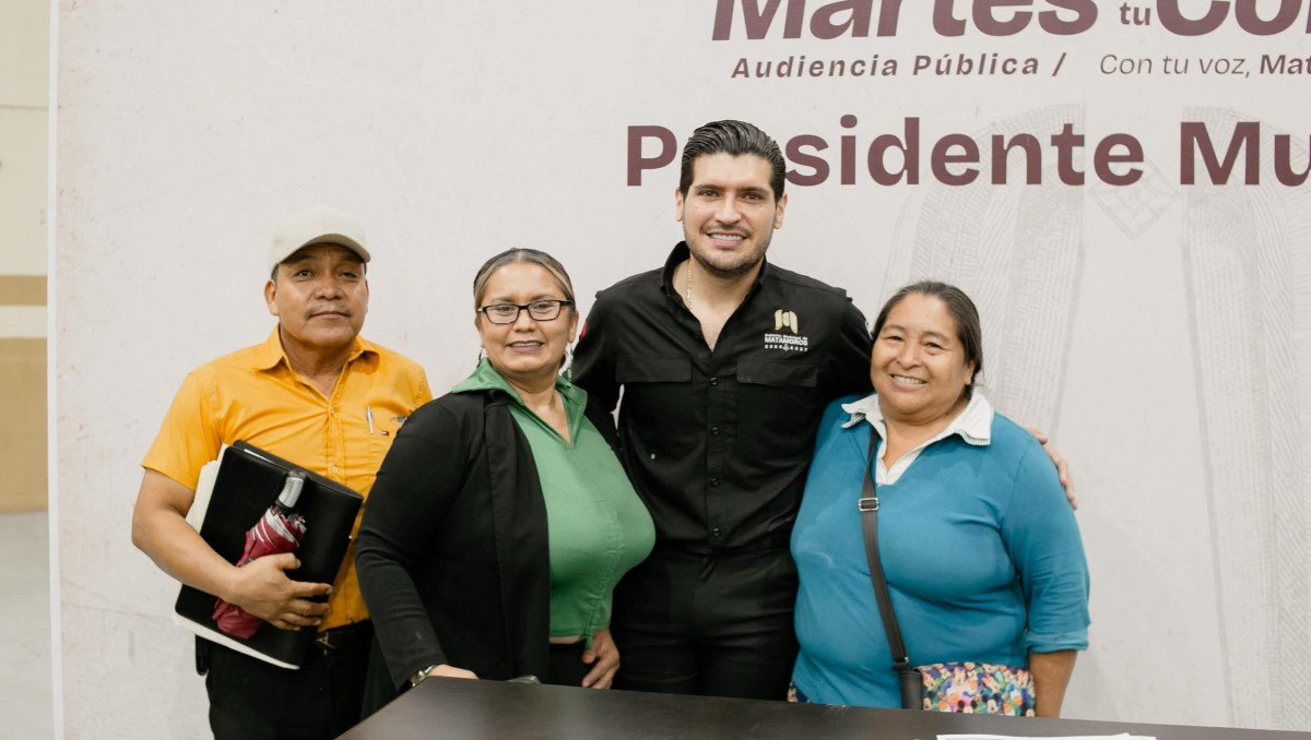 El alcalde de Matamoros, Beto Granados, durante la invitación al programa “Martes en tu Colonia Renovado”. (Cortesía: gobierno de Matamoros)